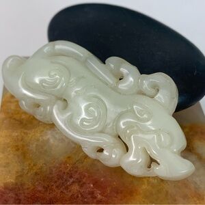 Chinese Jade Dragon Figurine Carved Pendant Mythical Beast Pixiu Animal 2.4" VTG